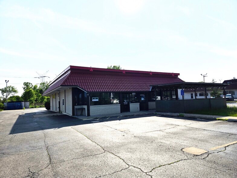 More Photos Of 9850 Milwaukee Ave, Glenview Fast Food For Sale