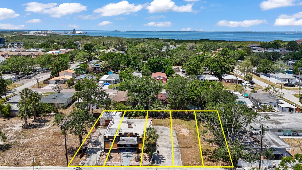 More Photos Of 6719 S West Shore Blvd, Tampa Office For Sale