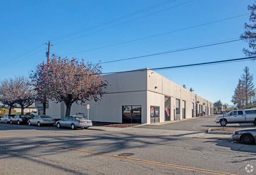 More Photos Of 1436 White Oaks Rd, Campbell Service For Lease