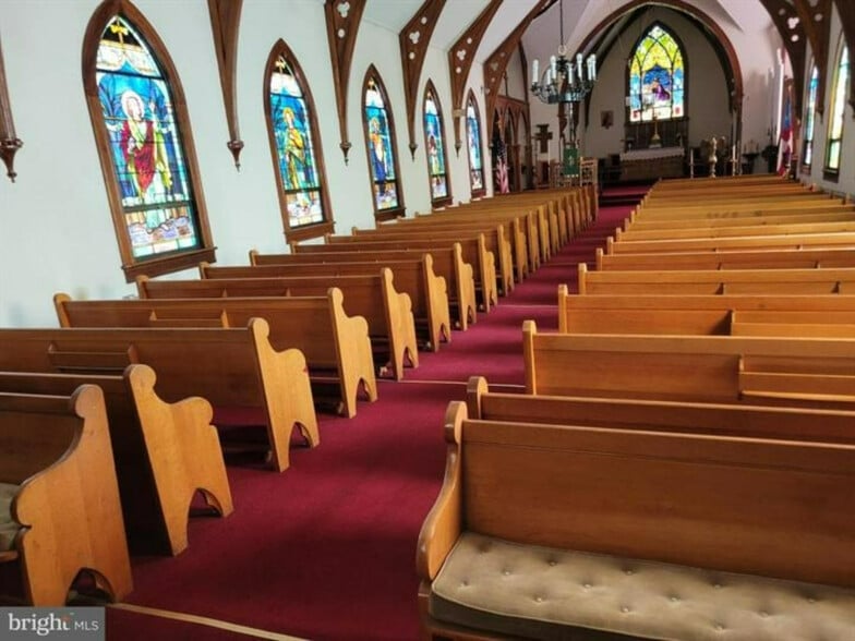 More Photos Of 120 W 4th St, Mount Carmel Religious Facility For Sale