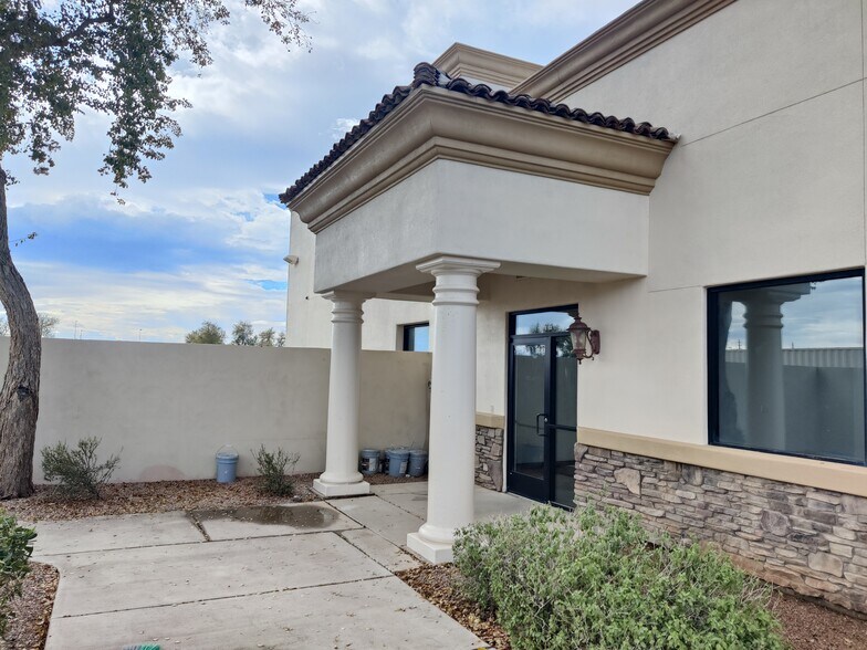 More Photos Of 6927 E Parkway Norte, Mesa Warehouse For Sale