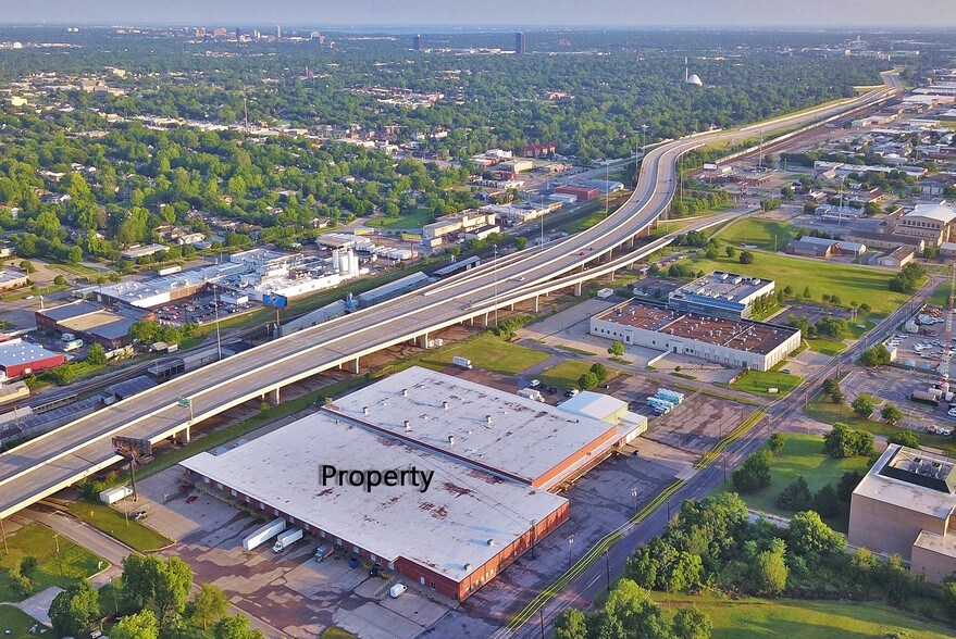 More Photos Of 1825 N Walnut Ave, Oklahoma City Warehouse For Lease