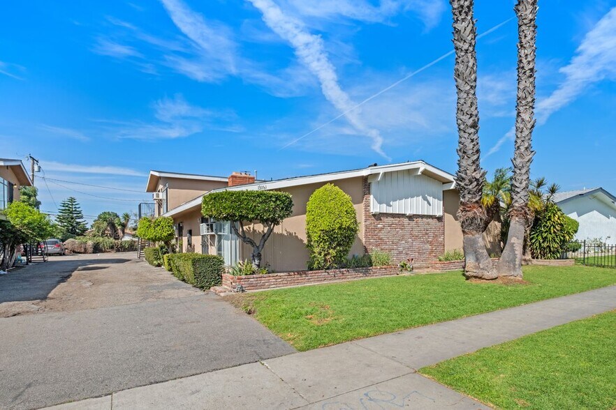 More Photos Of 13161 Adland St, Garden Grove Apartments For Sale