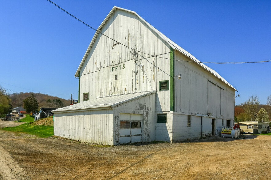 More Photos Of 148 Pioneer Rd, Evans City Manufactured Housing Mobile Home Park For Sale
