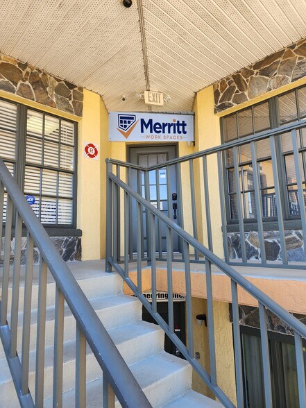 More Photos Of 102 Columbia Dr, Cape Canaveral Office Residential For Lease