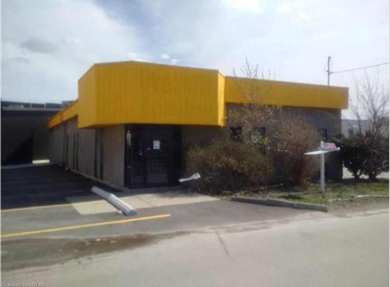 Primary Photo Of 353 Bathurst St, London General Retail For Lease