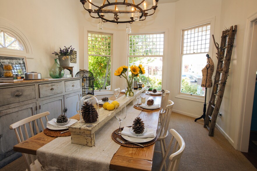 More Photos Of 171 W Spain St, Sonoma Hospitality For Sale