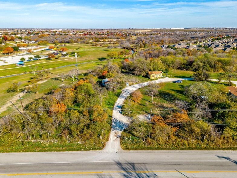 More Photos Of 1101 E Main St, Crowley Land For Sale