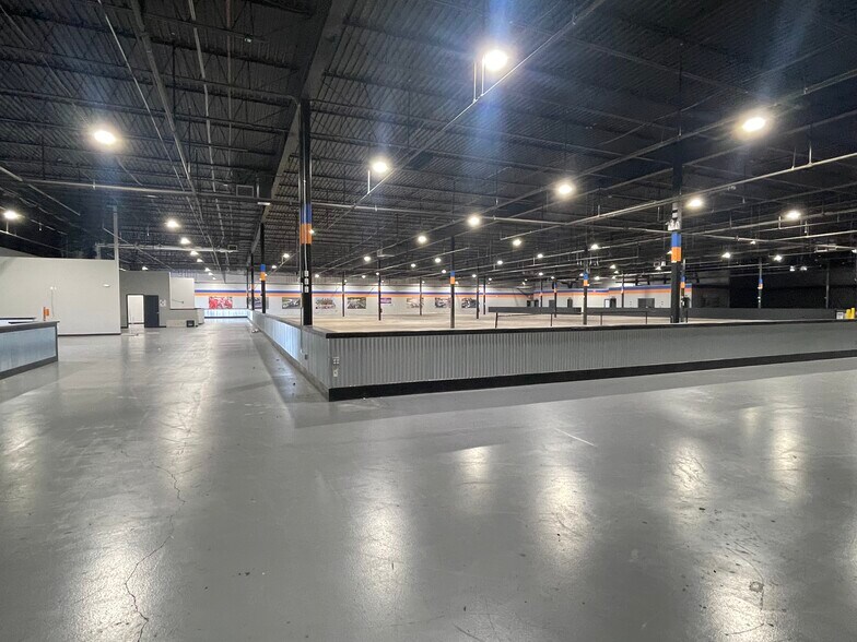 More Photos Of 300-328 S White Horse Pike, Berlin Unknown For Lease