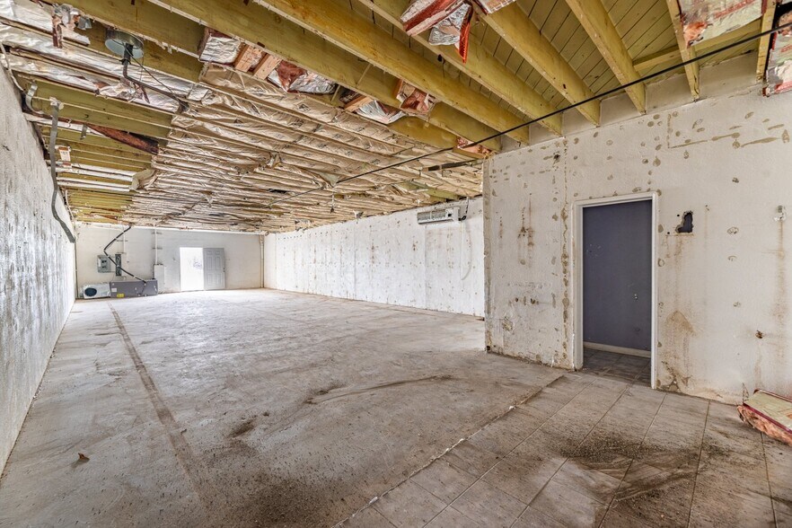 More Photos Of 3311 W Beverly Blvd, Montebello Storefront Retail Office For Lease