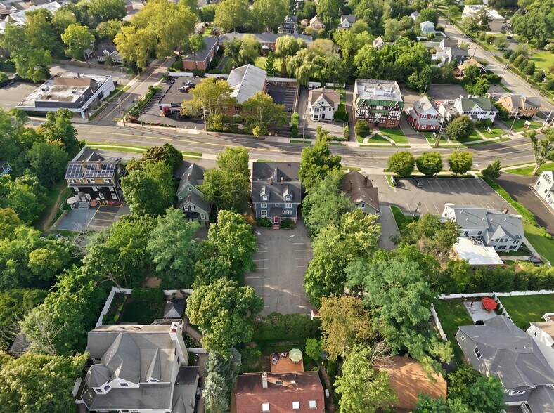 More Photos Of 168 Main St, Huntington Office Residential For Sale