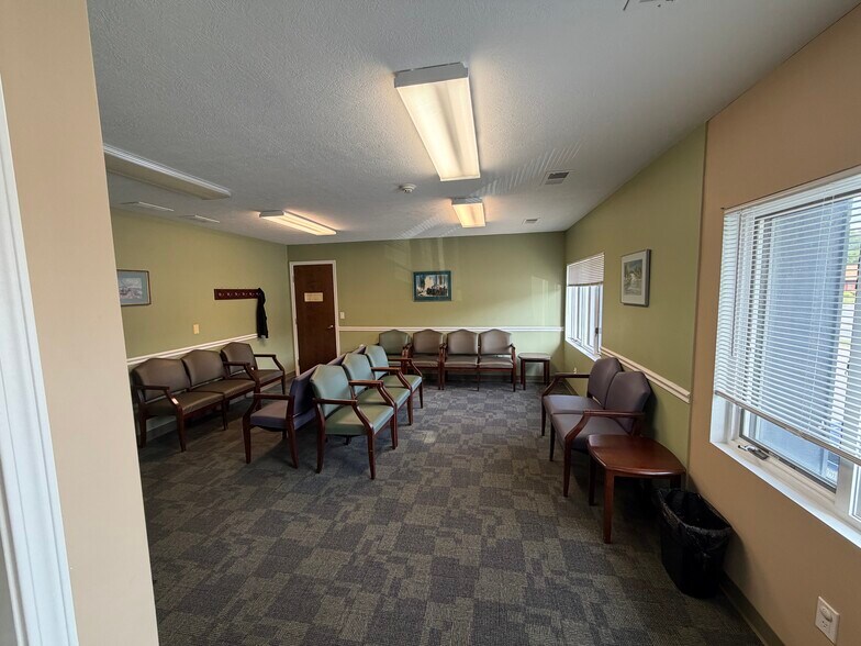 More Photos Of 1800 English Rd, Greece Medical For Lease