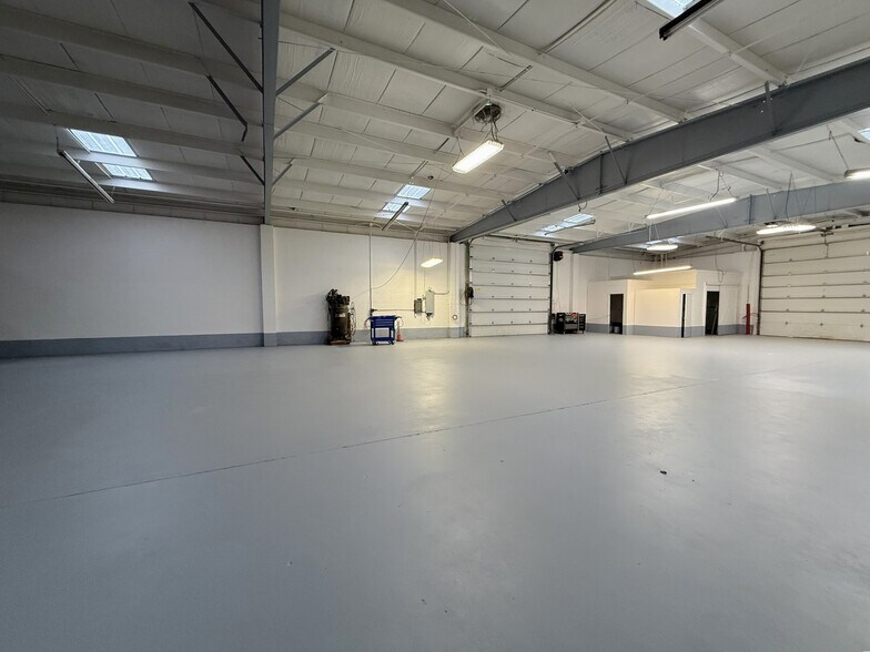 More Photos Of 151 Ferris st, Galesburg Industrial For Sale