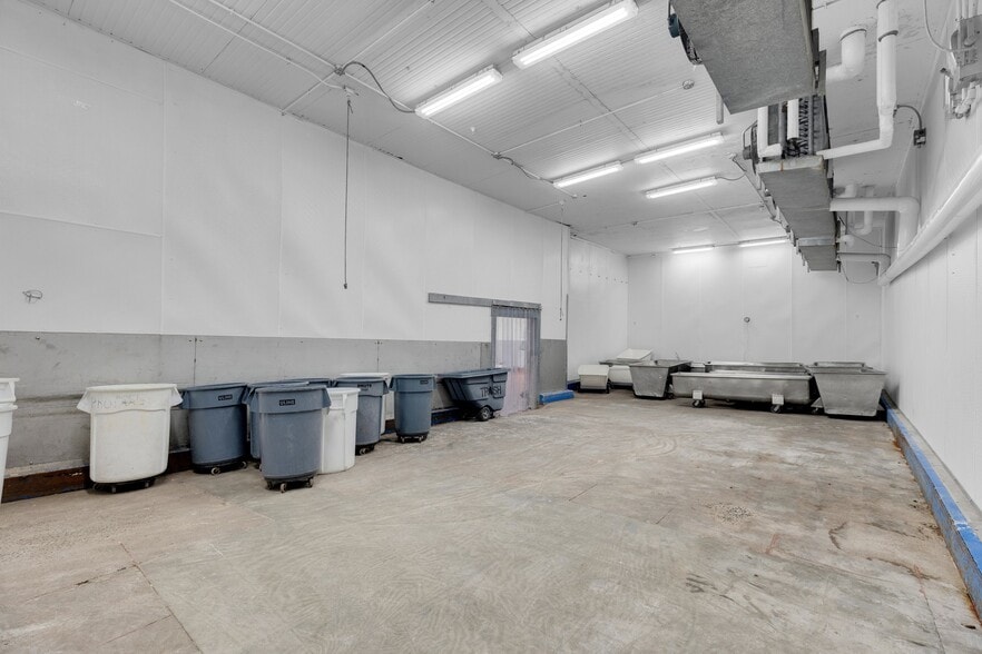 More Photos Of 724 Grand Ave, New Haven Warehouse For Sale