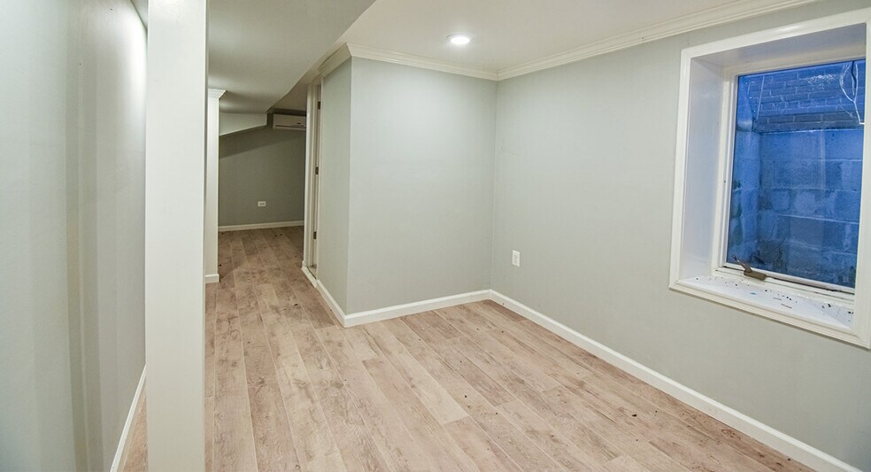 More Photos Of , Washington Unknown For Sale