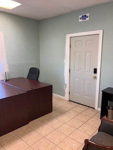 More Photos Of 1800 Old Trolley Rd, Summerville Office For Lease