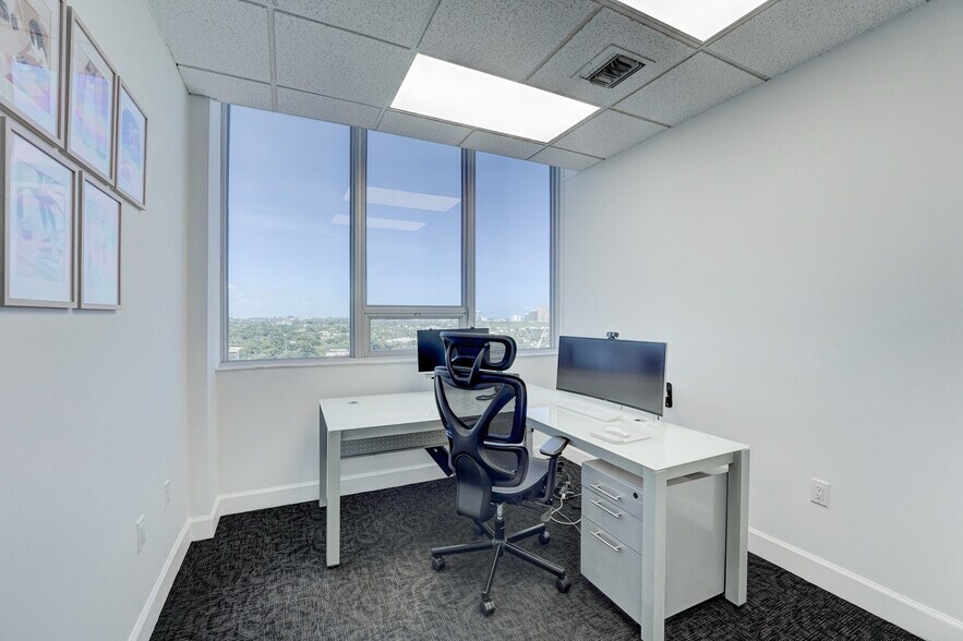 More Photos Of 2455 E Sunrise Blvd, Fort Lauderdale Loft Creative Space For Sale
