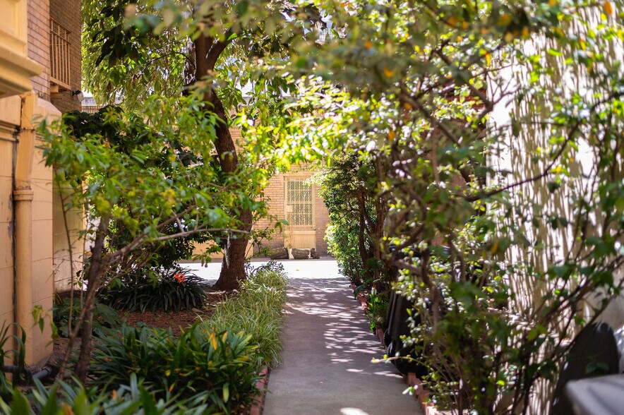 More Photos Of 1073 Bush St, San Francisco Apartments For Sale