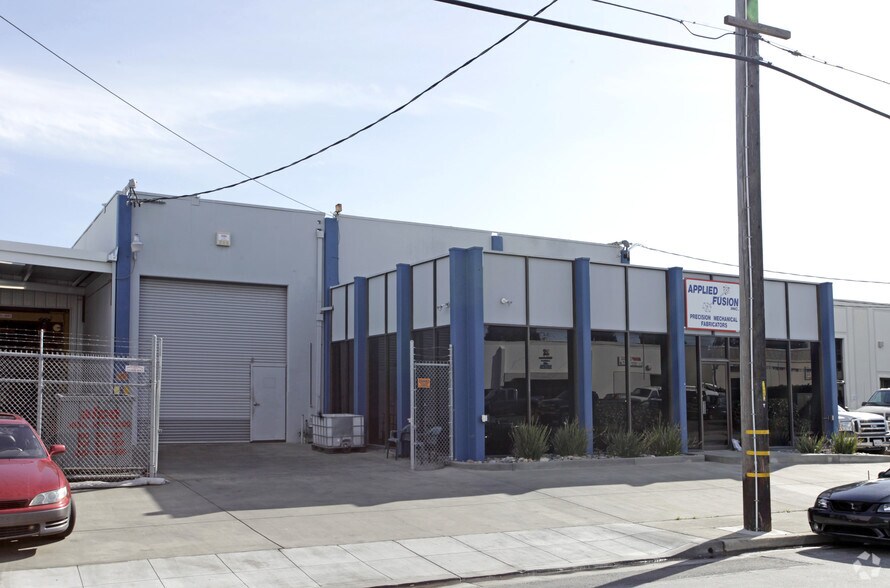 More Photos Of 2580 Nicholson St, San Leandro Warehouse For Sale