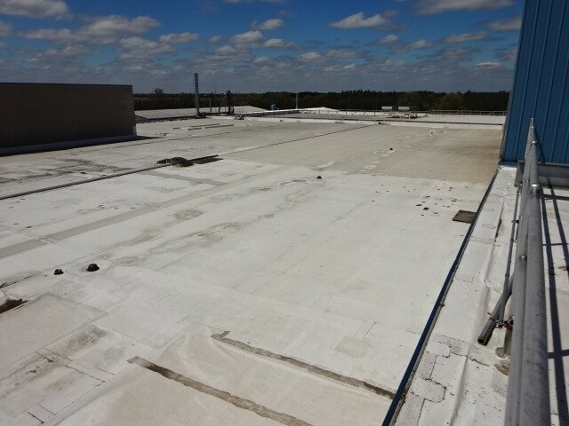 More Photos Of 4930 Hayes Ave, Plover Distribution For Lease