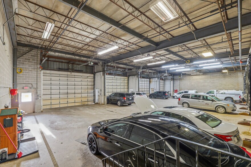 More Photos Of 424 E Oshkosh St, Ripon Manufacturing For Sale