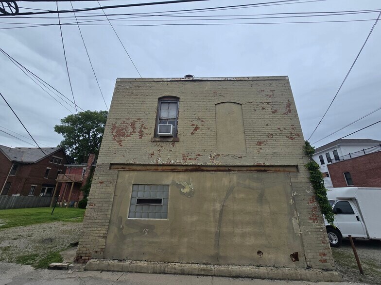 More Photos Of 813 W Berry St, Fort Wayne Apartments For Sale