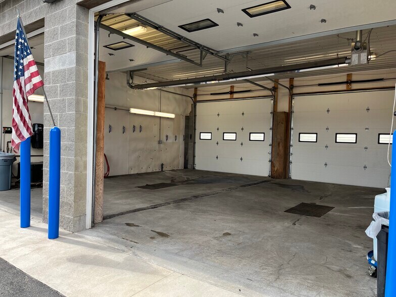 More Photos Of 912 Old Liverpool Rd, Liverpool Carwash For Sale