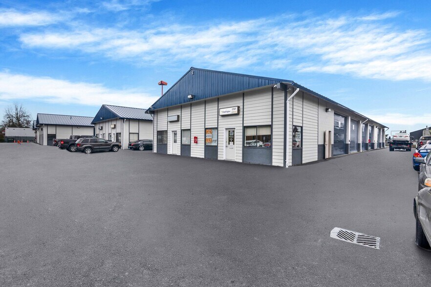 More Photos Of 2205 70th Ave W, Tacoma Warehouse For Lease