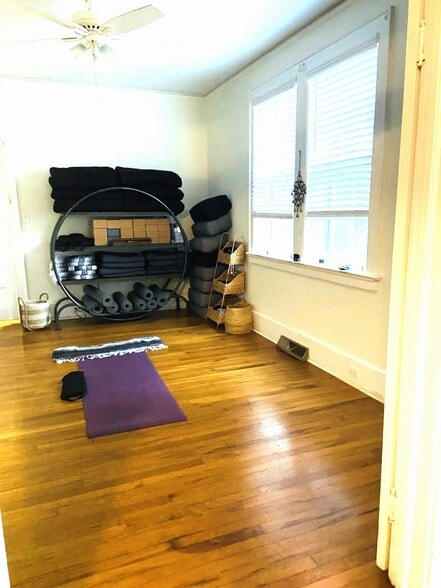More Photos Of 710 Raleigh St, West Columbia Office For Lease