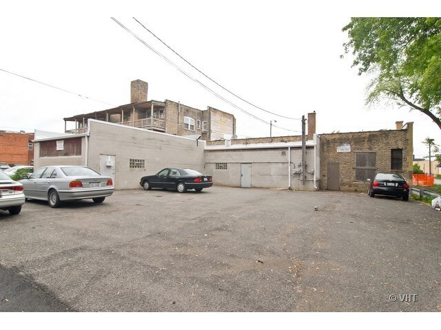 More Photos Of 3170-3174 N Milwaukee Ave, Chicago General Retail For Lease