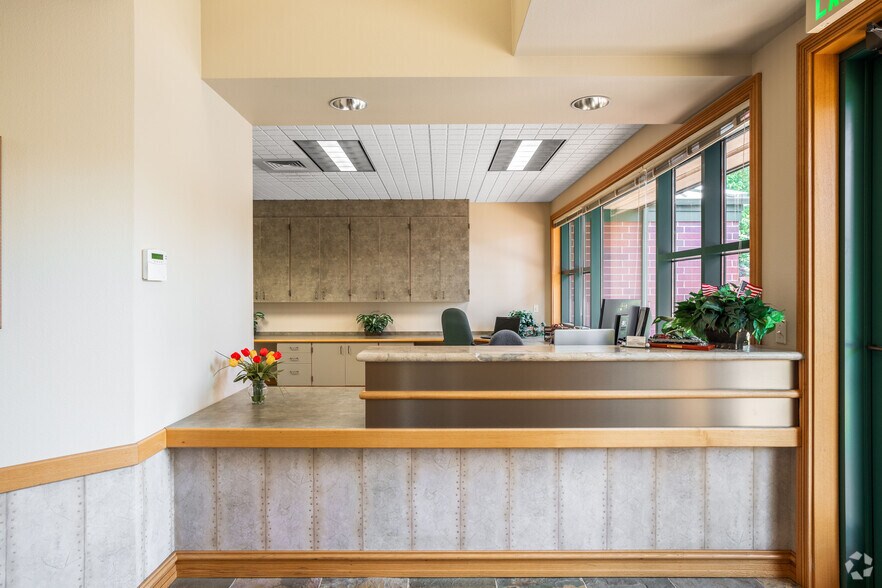 More Photos Of , Salem Office For Sale