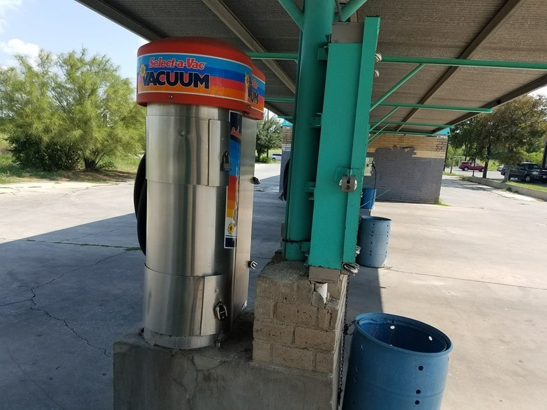 More Photos Of 9375 Marbach Rd, San Antonio Carwash For Sale