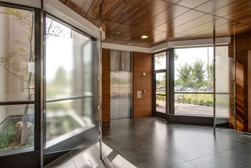 More Photos Of 3300 E Renner Rd, Richardson Office For Lease