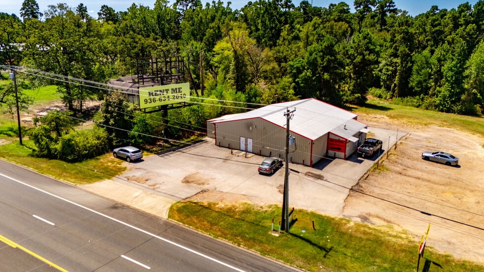 More Photos Of 2715 US Highway 69 N, Lufkin Bar For Sale