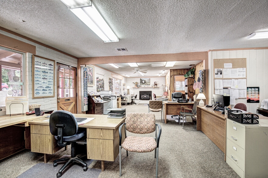 More Photos Of 1389 E Christopher Creek Loop, Payson Storefront Retail Office For Sale