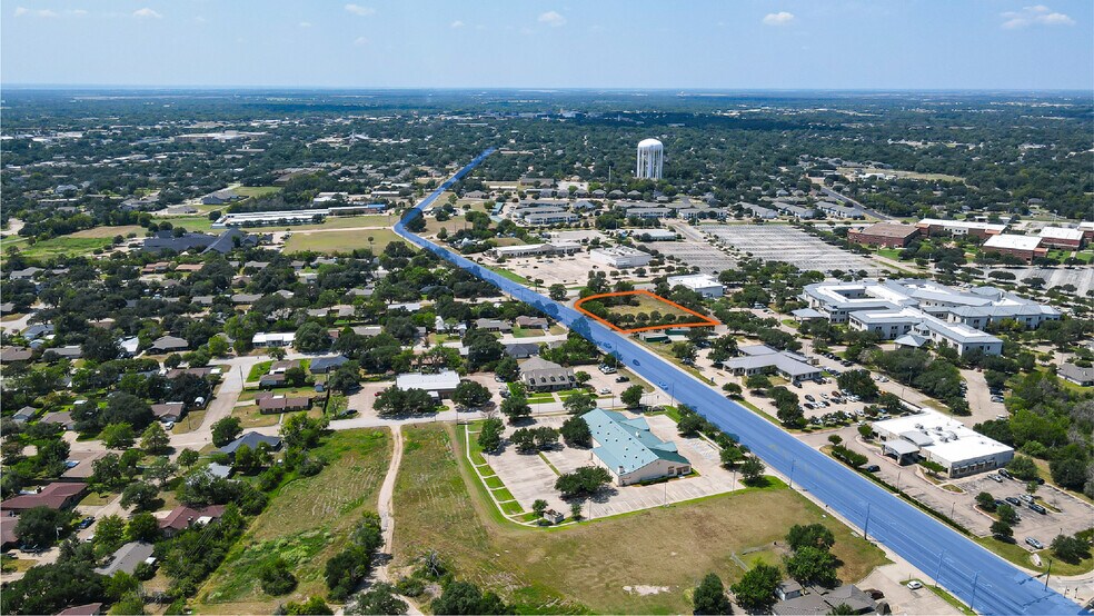 More Photos Of 2100 29th st, Bryan Land For Lease