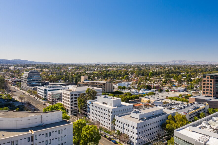 More Photos Of 2601 W Alameda Ave, Burbank Unknown For Lease