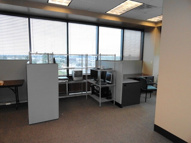 More Photos Of 2500 N 7th St, West Monroe Office For Lease