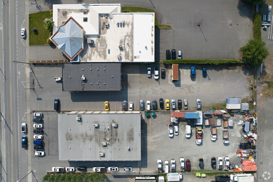 More Photos Of 45877 Hocking Av, Chilliwack Storefront Retail Office For Lease