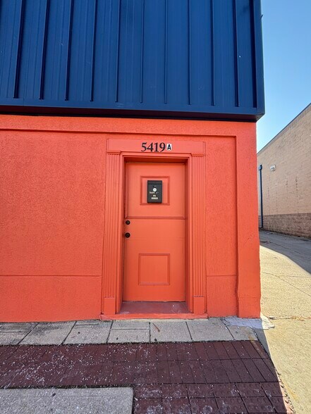 More Photos Of 5419-5421 Harford Rd, Baltimore Freestanding For Lease