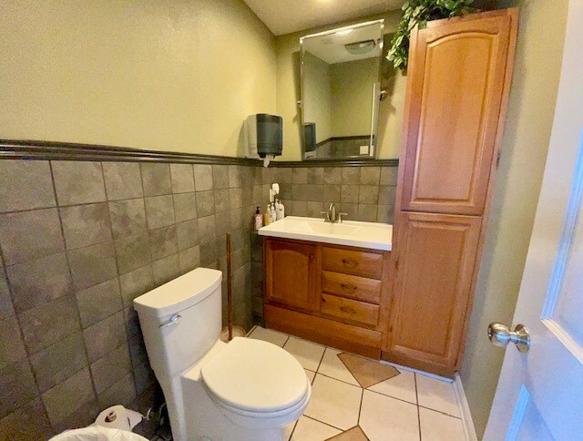 More Photos Of 475 Western Dr, Sikeston Flex For Sale