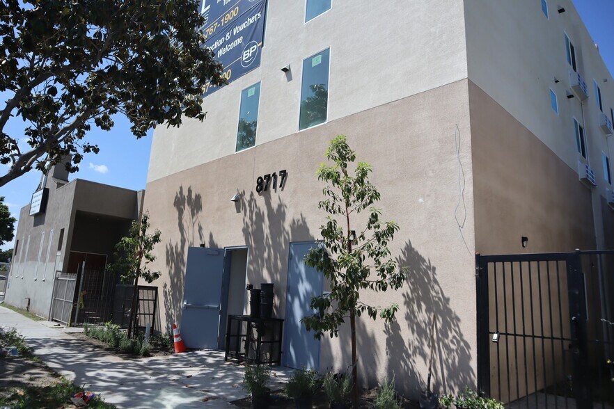 More Photos Of 8717 S Central Ave, Los Angeles Apartments For Sale