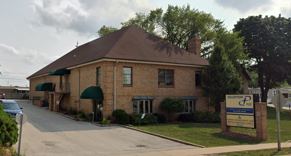 Primary Photo Of 10233 W Greenfield Ave, West Allis Medical For Lease