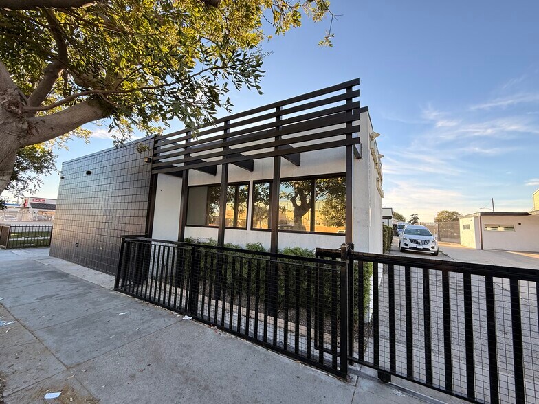 More Photos Of 15305 S Normandie Ave, Gardena Loft Creative Space For Lease