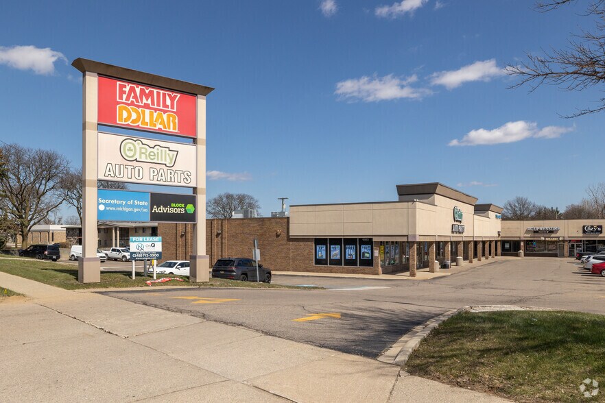 More Photos Of 6006-6144 N Wayne Rd, Westland General Retail For Lease