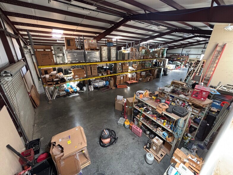 More Photos Of 2220 S Burleson Blvd, Burleson Warehouse For Sale