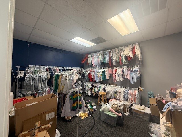 More Photos Of 3508 Severn Ave, Metairie General Retail For Lease