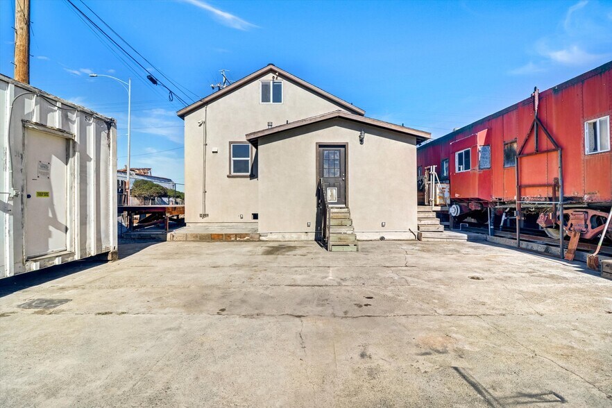 More Photos Of 907 Elizabeth St, Alviso Office Residential For Sale
