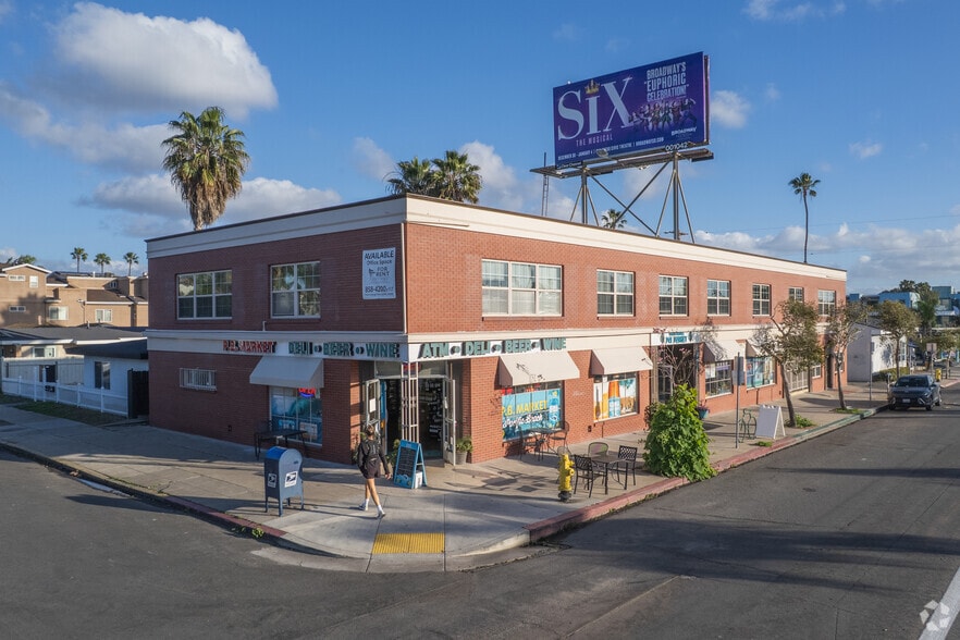 Primary Photo Of 4425 Cass St, San Diego Office For Lease