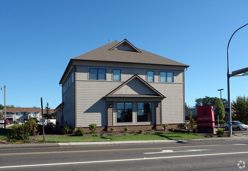 More Photos Of 3936 Randall Way, Silverdale Freestanding For Sale